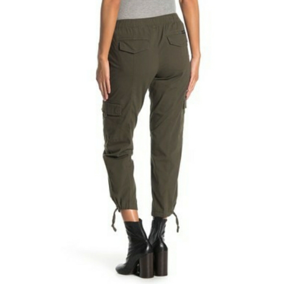 NWT Sanctuary Dark Olive Poplin Cargo Crop Pant - Picture 2 of 5